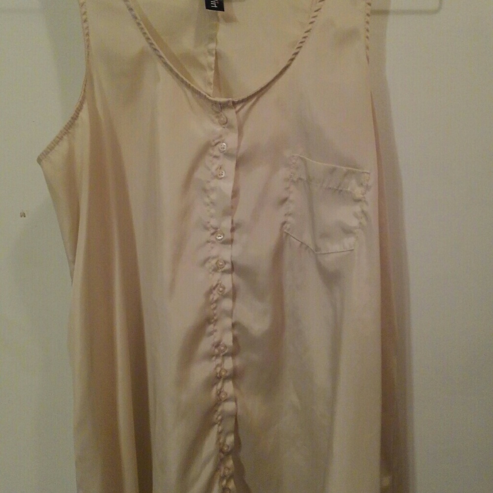 Silk tank with front pocket